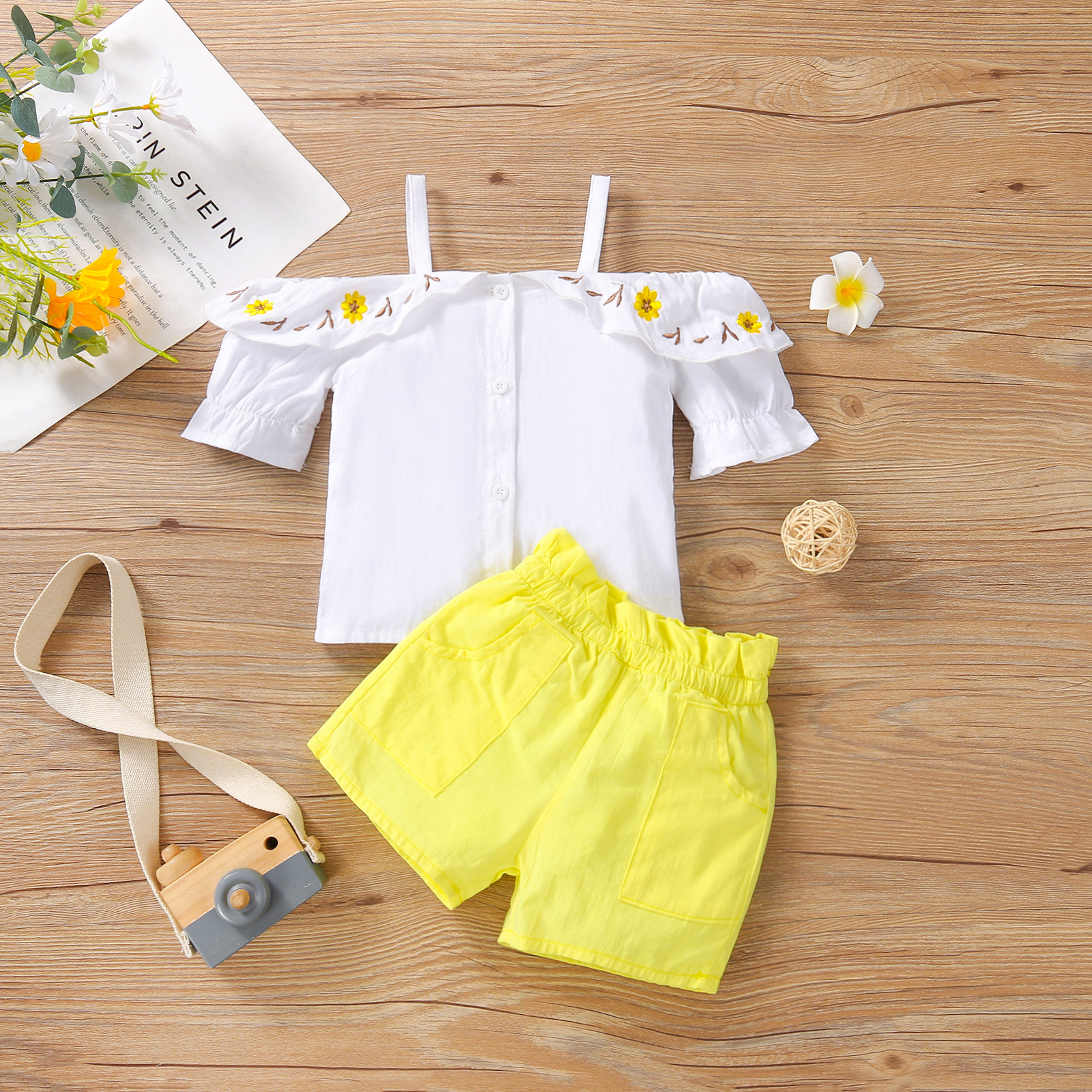 

Baby 2pcs Floral Embroidered White Cold Shoulder Short-sleeve Top and Yellow Shorts Set