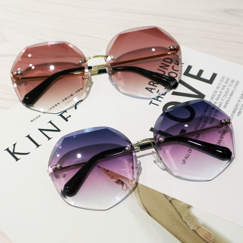 

Trendy Multilateral Sunglasses