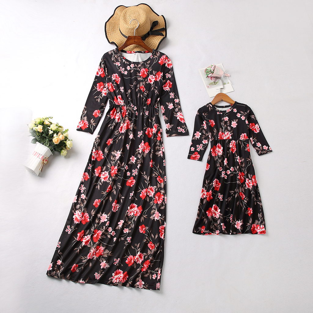 

Printed Long-sleeve Matching Dresses