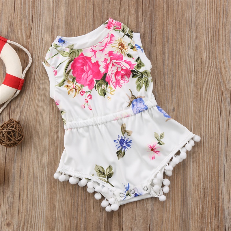 

Baby Rose Floral Print Pompon Decor Bodysuit