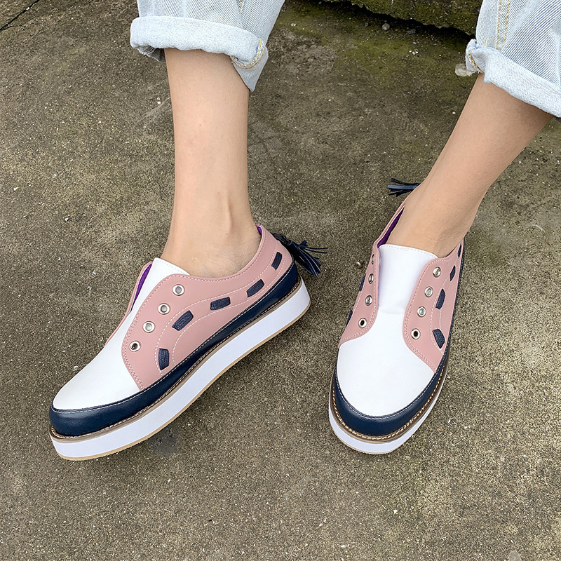 

Concise Colorblock Flat Shoes