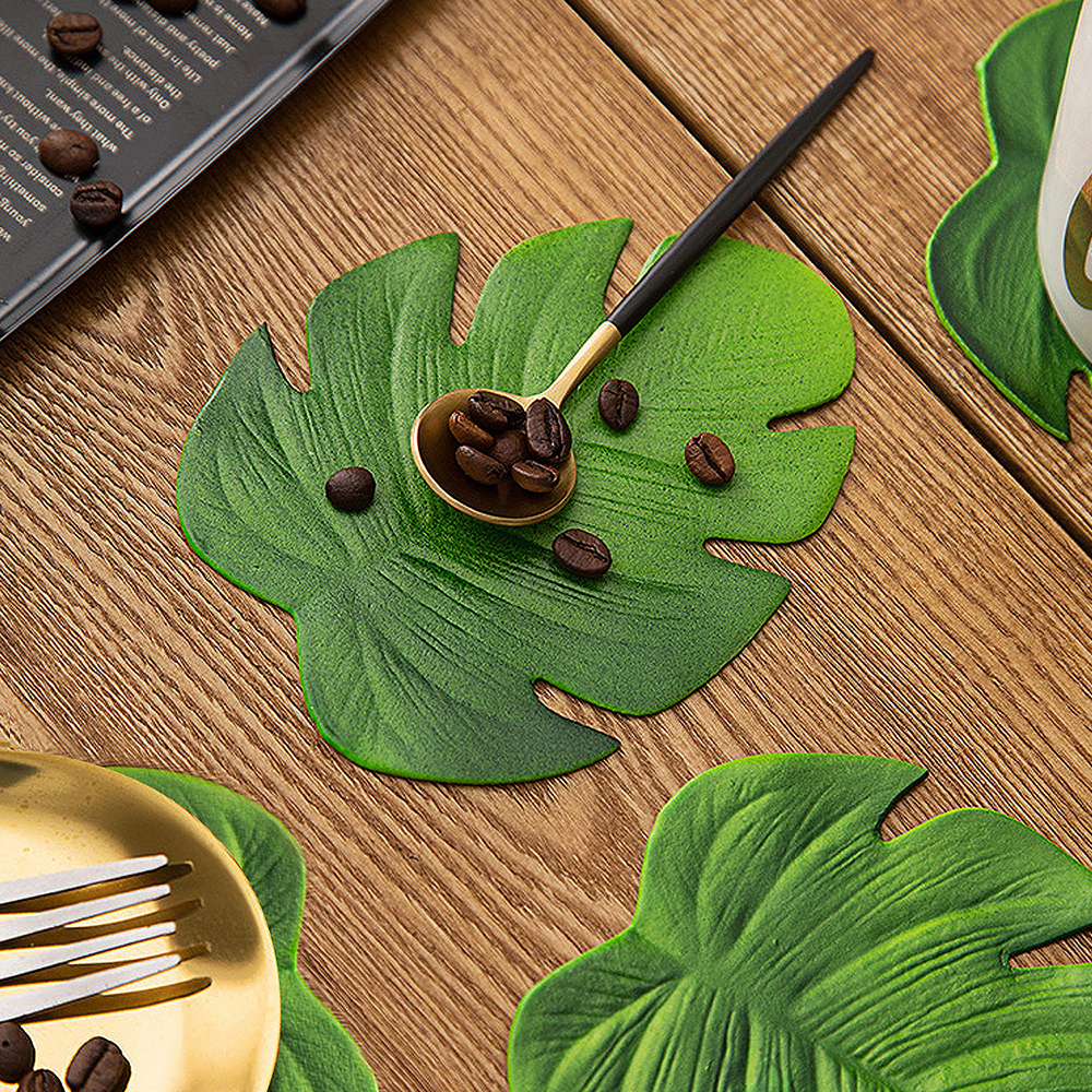 

4 Pcs Waterproof Leaf Design Heat-resistant Mat