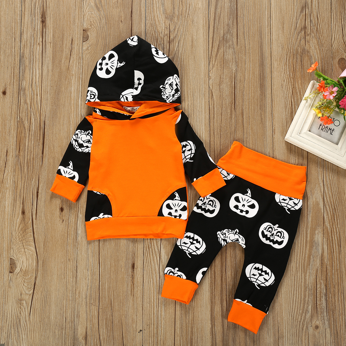 

Baby Halloween Pumpkin Print Hoodie and Pants Set