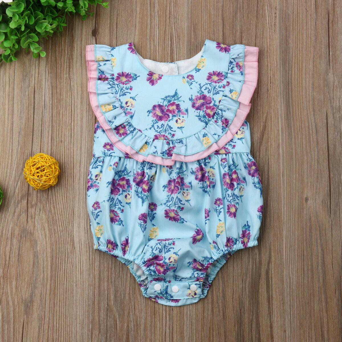 

Baby Girls Floral Print Ruffle Collar Bodysuit