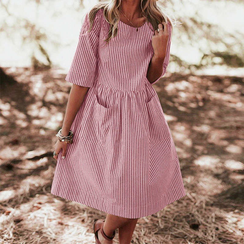 

Fashionable Striped Half-sleeve Dress