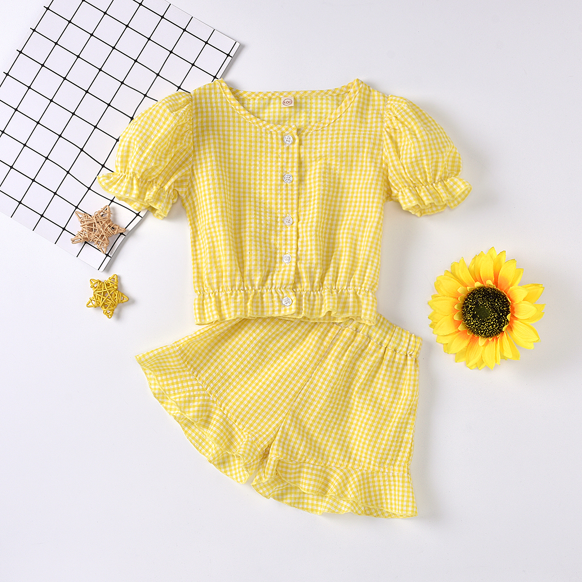 

2-piece Baby / Toddler Girl Plaid Puff-sleeve Top and Shorts Set