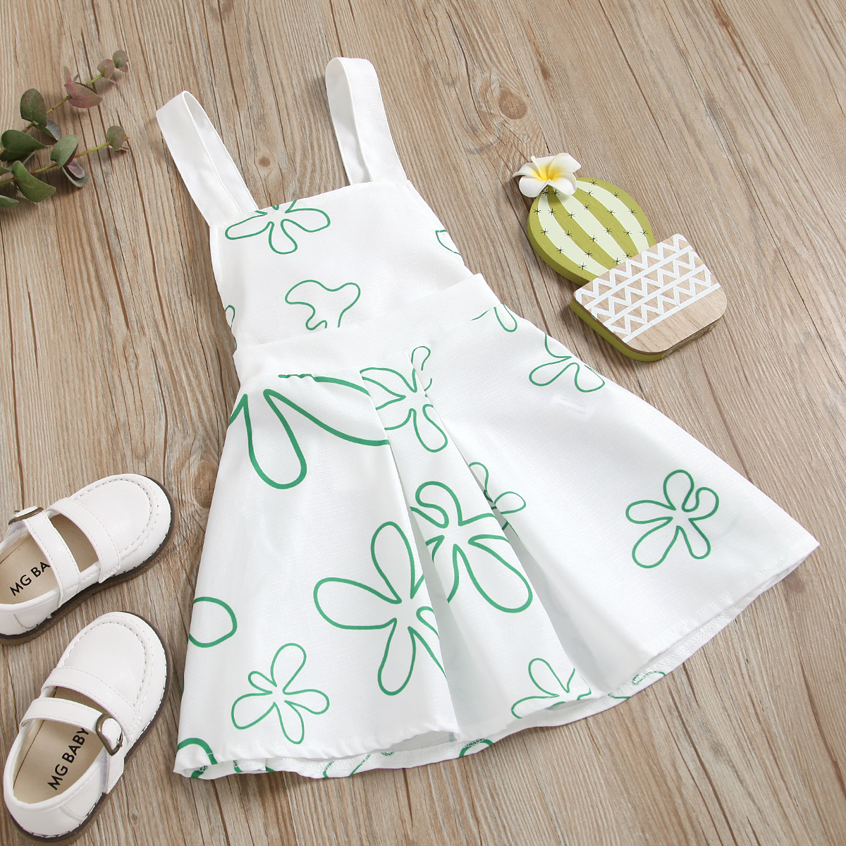 

Toddler Girl Floral Print Strap Dress