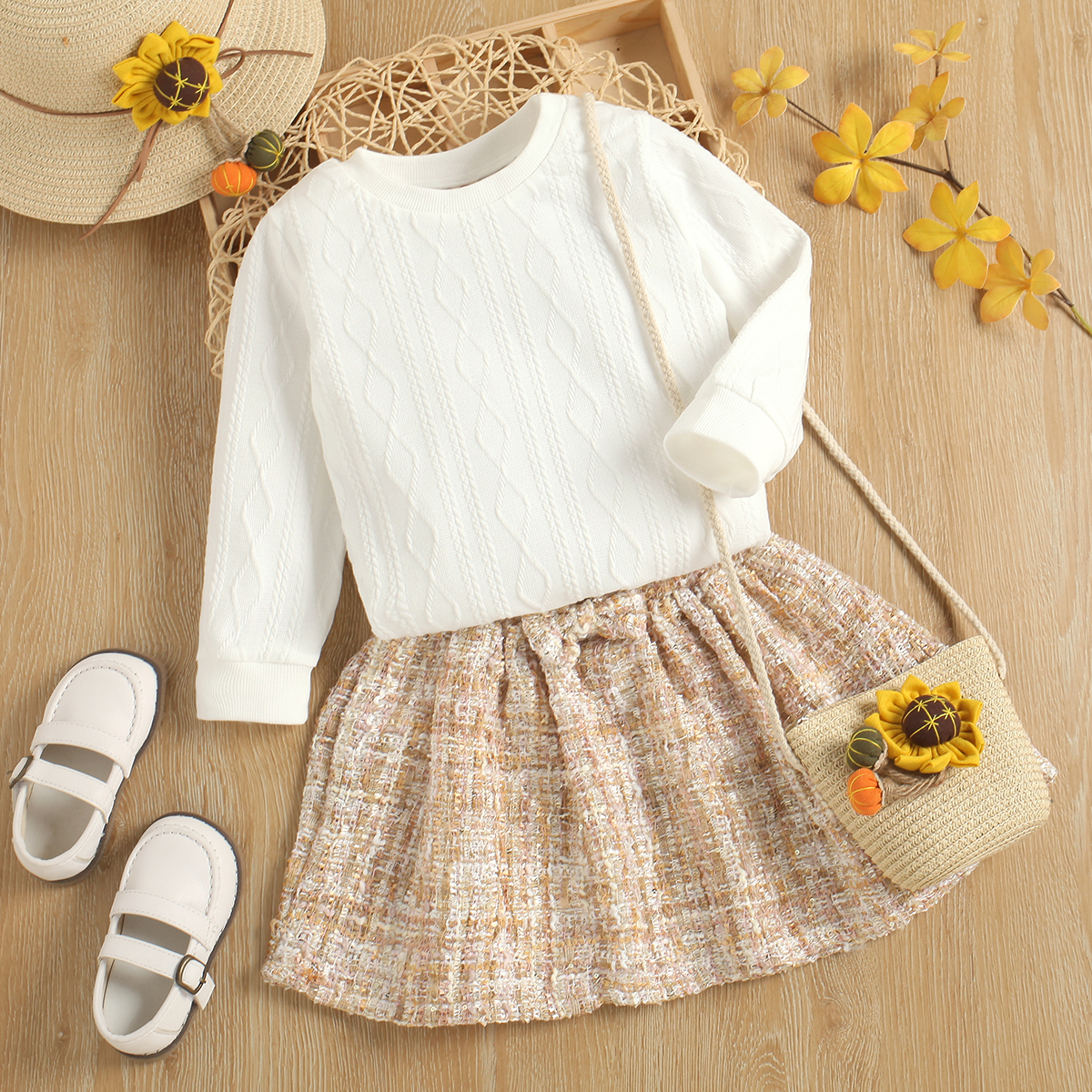 

2-piece Toddler Girl Cable Knit White Top and Bowknot Design Skirt Set