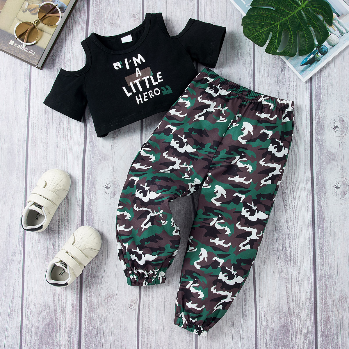 

2pcs Toddler Girl Cotton Short-sleeve Camouflage Letter Toddler's Sets