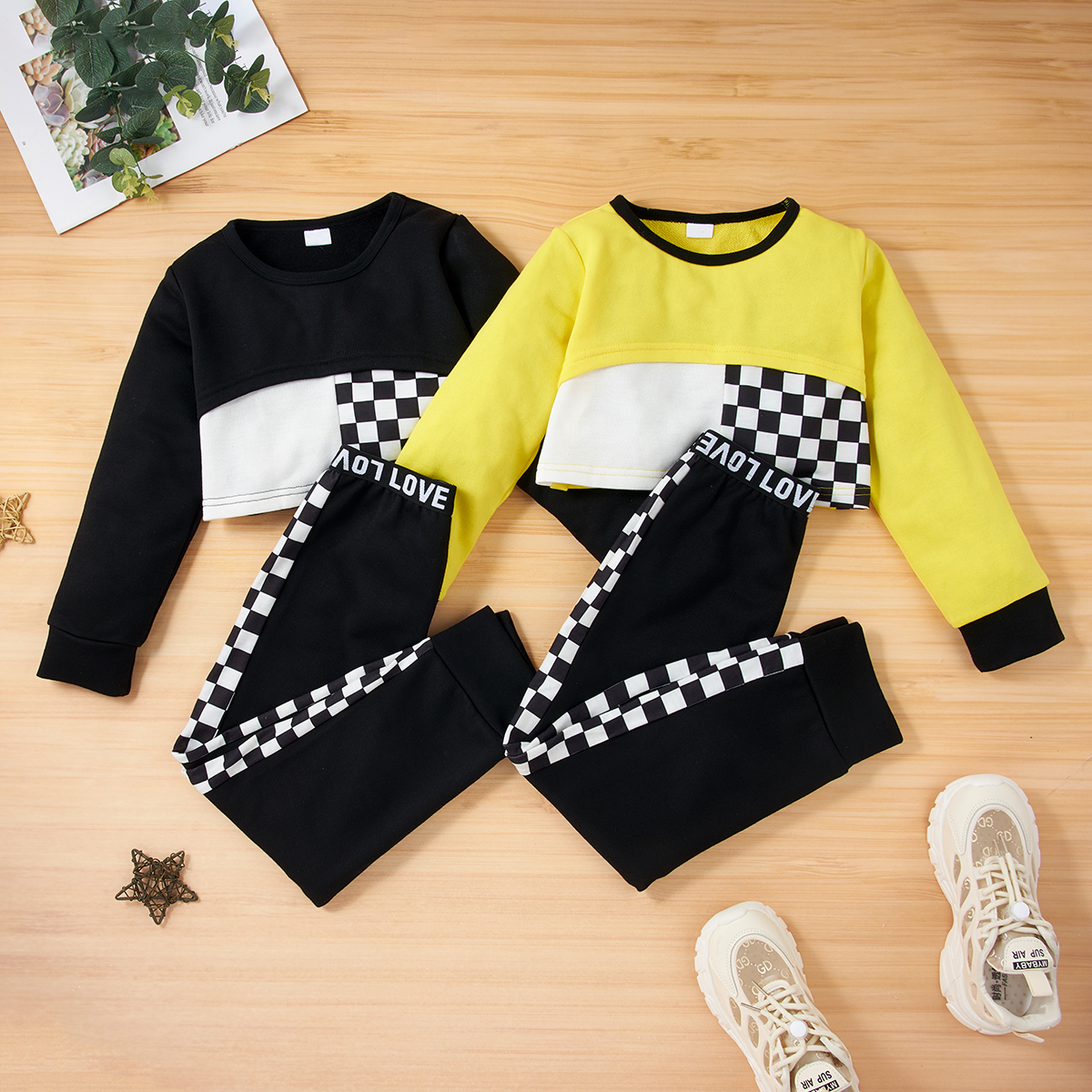 

2-piece Kid Boy/Kid Girl Colorblock Plaid Pullover and Letter Print Pants Set