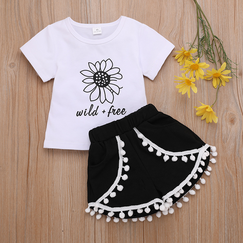 

Toddler / Kid Floral Print Tee and Pompon Shorts Set