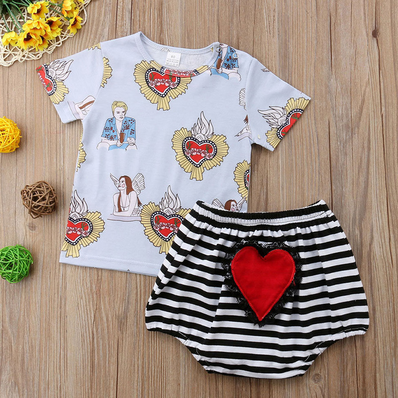

Toddler / Kid Stylish Print Tee and Heart Applique Striped Shorts Set