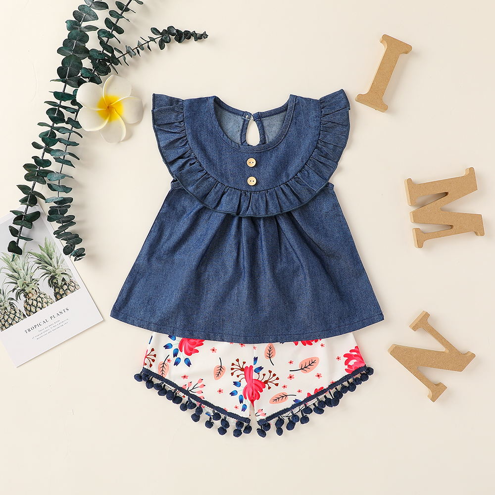

2-piece Baby / Toddler Casual Solid Flounced Collar Top and Floral Shorts Set