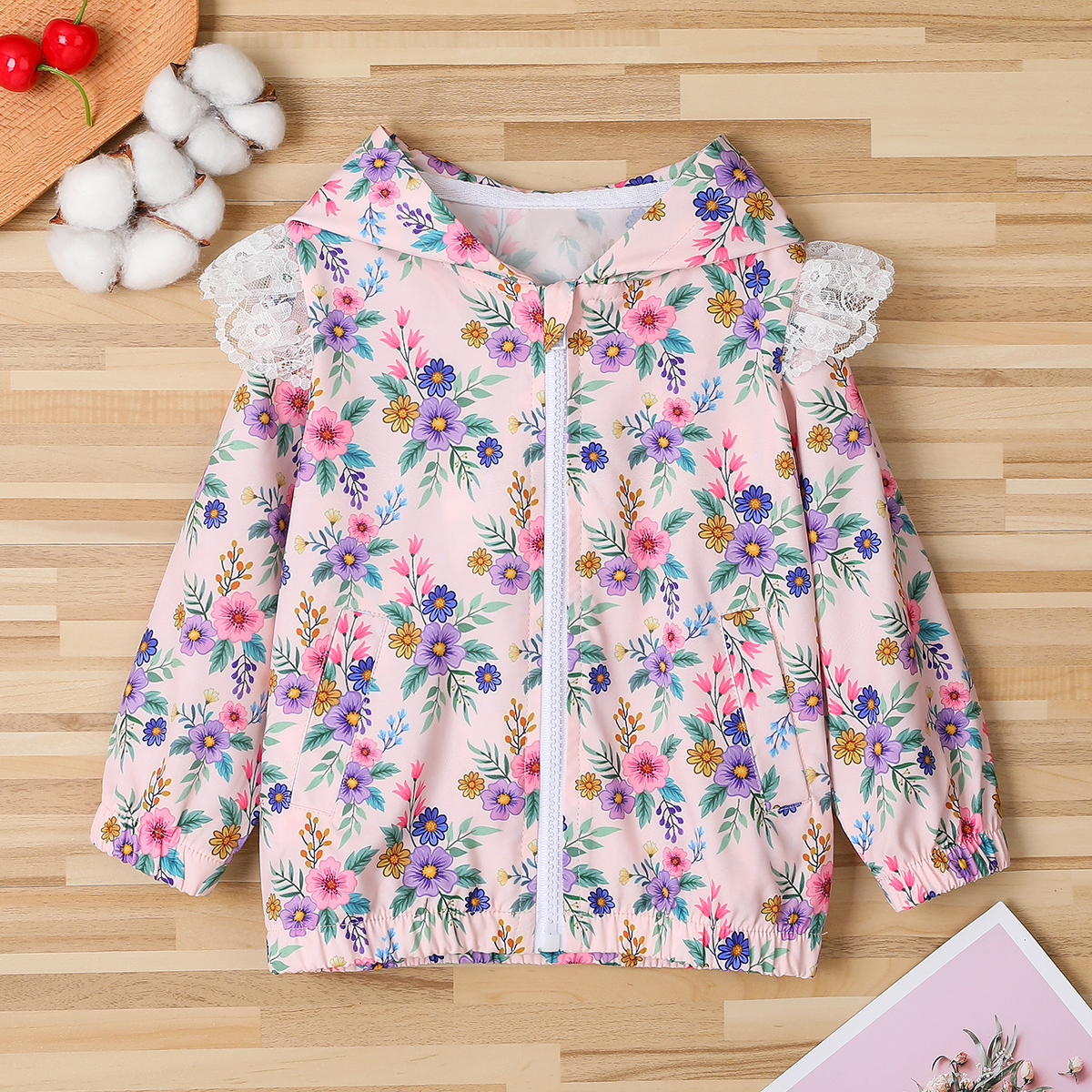 

Baby / Toddler Floral Lace Zipper Jacket