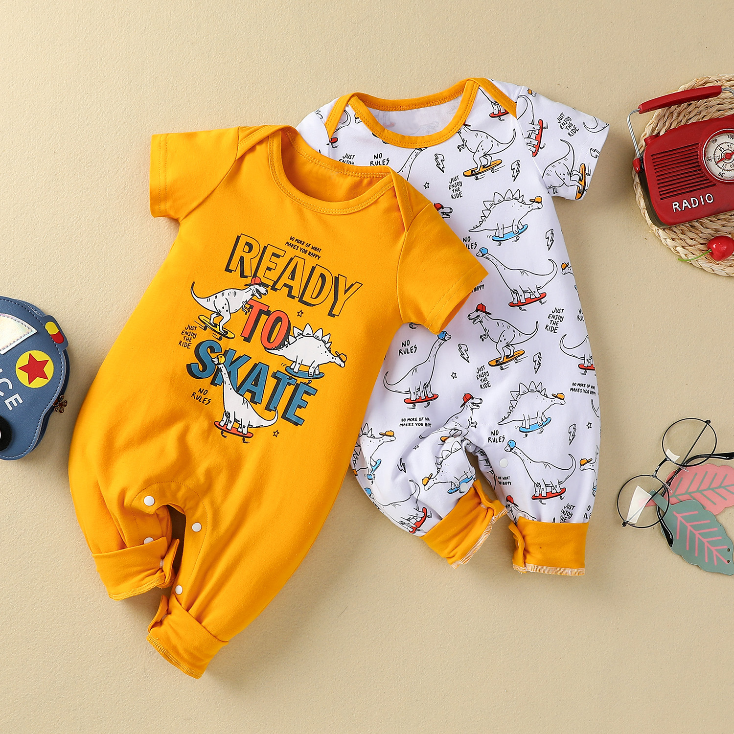 

Baby Dinosaur Print Short-sleeve Jumpsuit