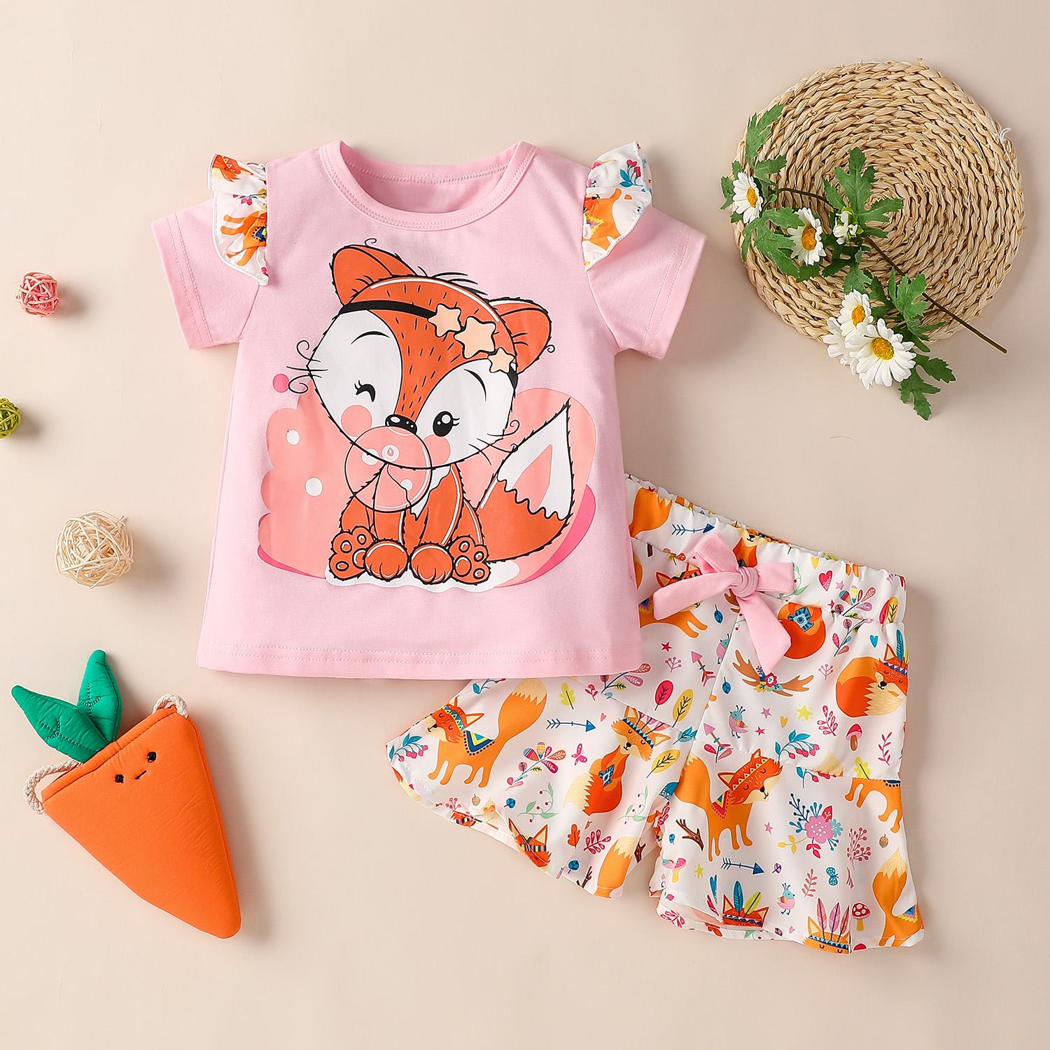 

2-piece Toddler Girl Fox Floral Print Top and Shorts Set