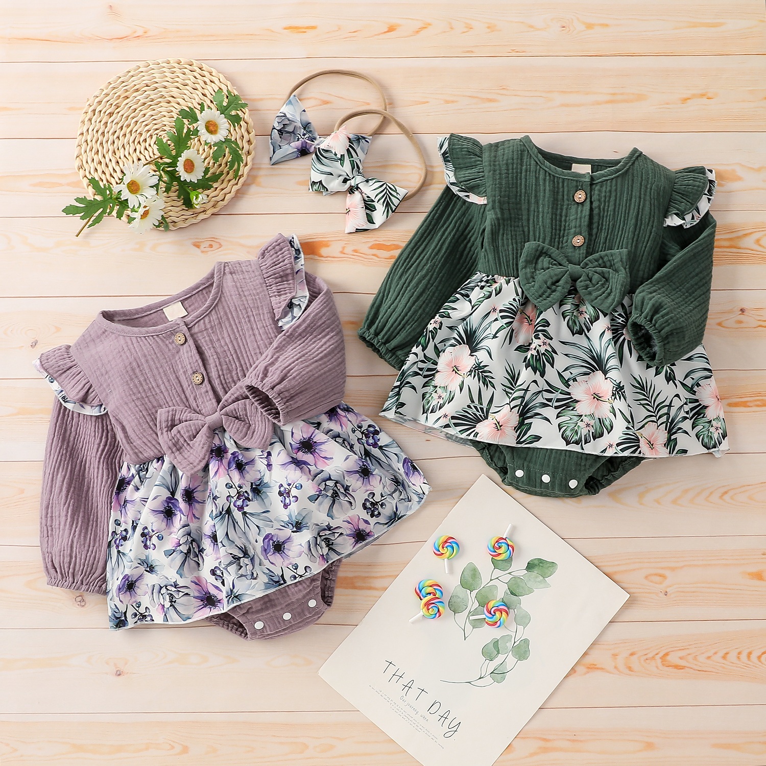 

Solid and Floral Crepe Fabric Long-sleeve Baby Romper Set