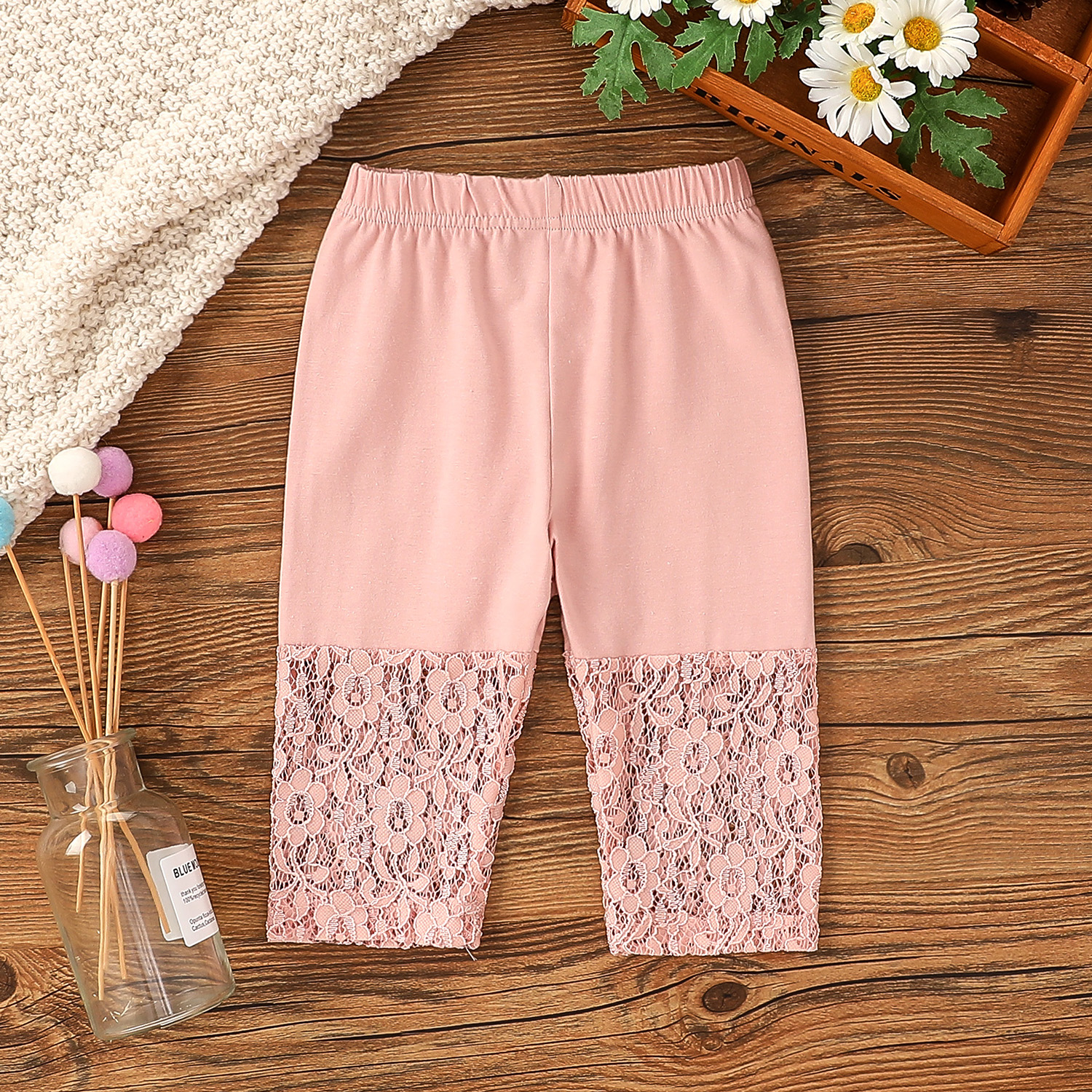 

Solid Lace Splicing Elasticized Baby Leggings