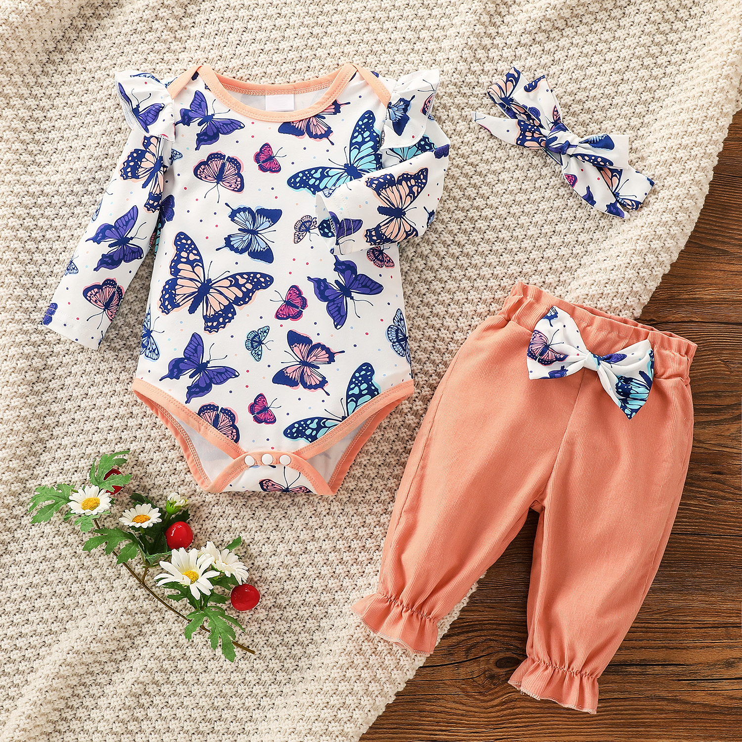 

Baby 3pcs Butterfly Print Long-sleeve Romper and Pink Trouser Set