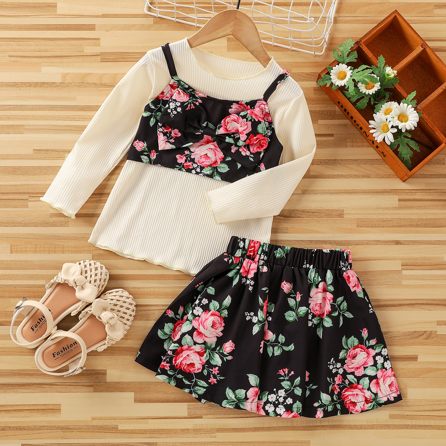 

2-piece Toddler Girl Floral Print Bowknot Ribbed Faux-two Top and Skirt Set