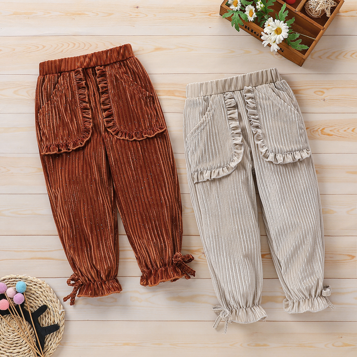 

Toddler Girl Ruffled Pocket Bowknot Design Velvet Pants