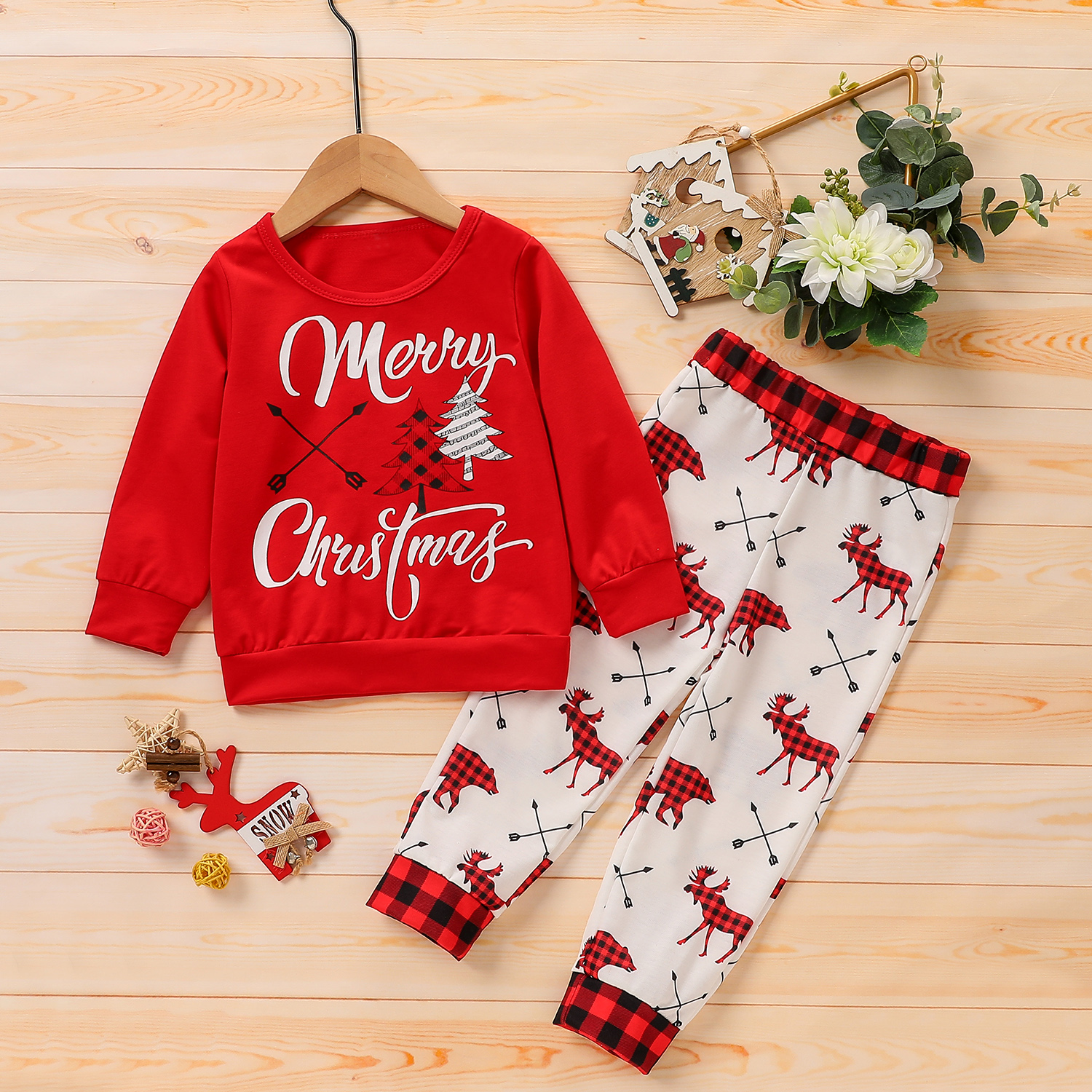 

2-piece Toddler Girl/Boy Christmas Tree Letter Print Pullover and Deer Print Plaid Pants Set