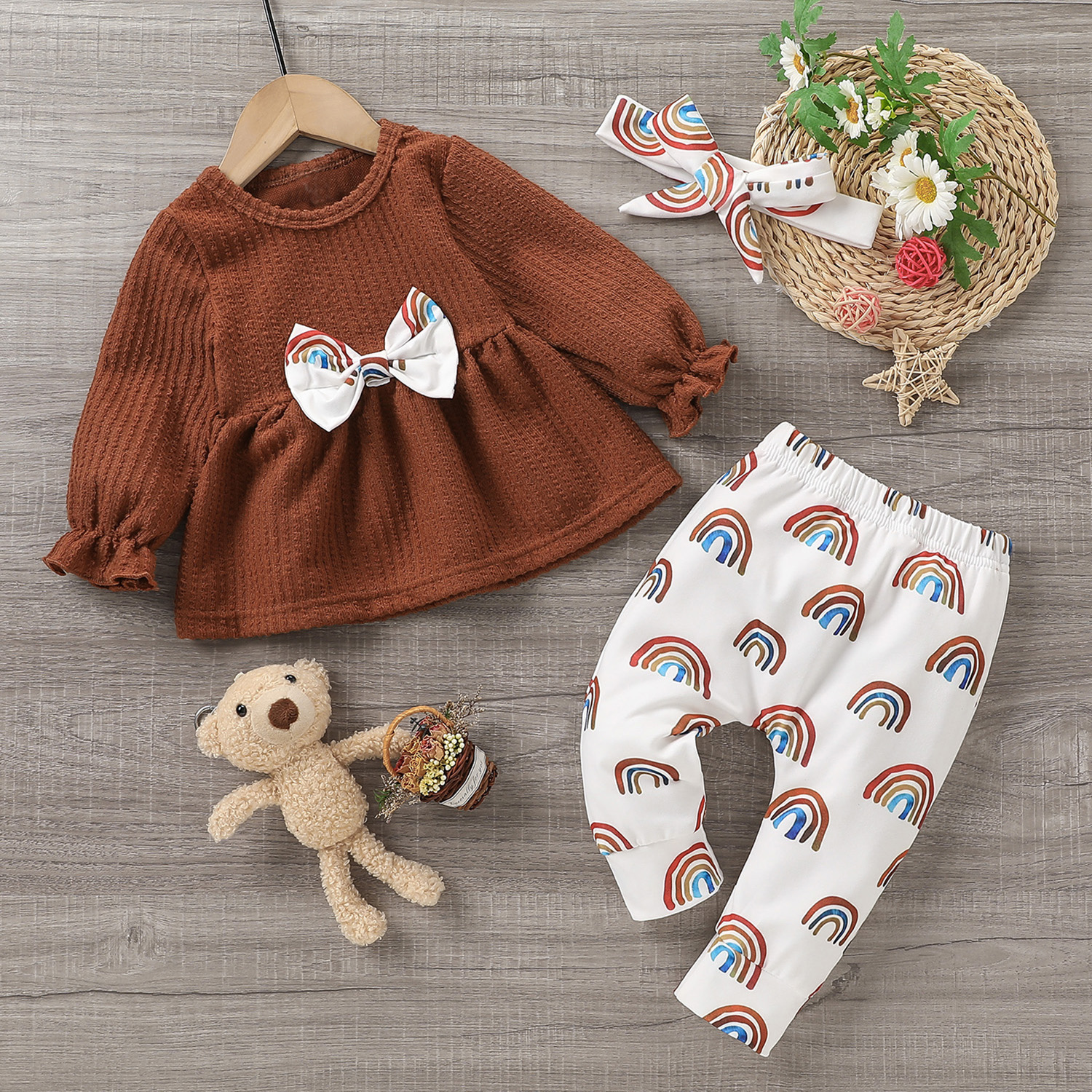 

3pcs Solid Long-sleeve Bowknot Top and All Over Rainbow Print Trousers Set