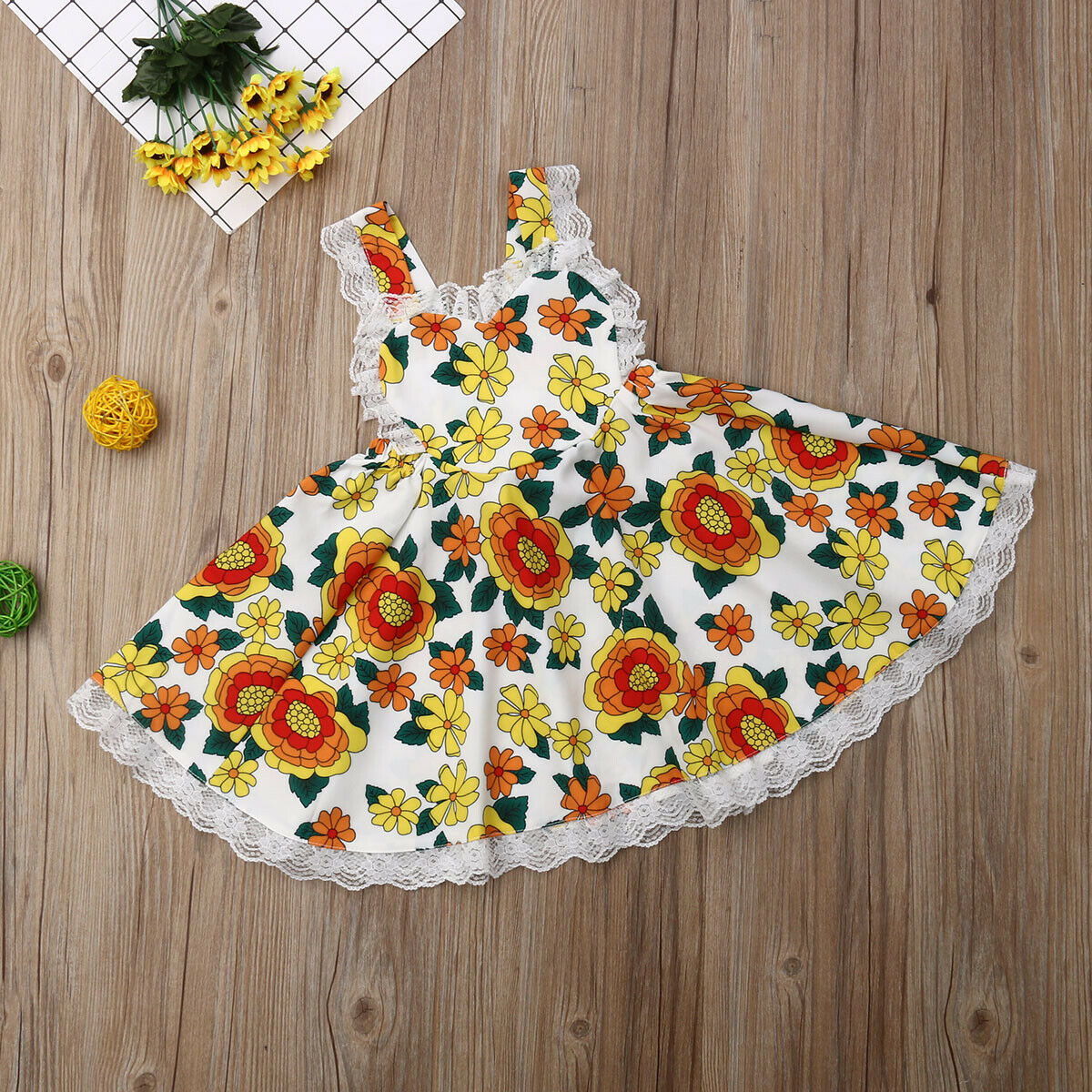 

Baby / Toddler Girl Floral Print Lace Design Backless Strappy Dress