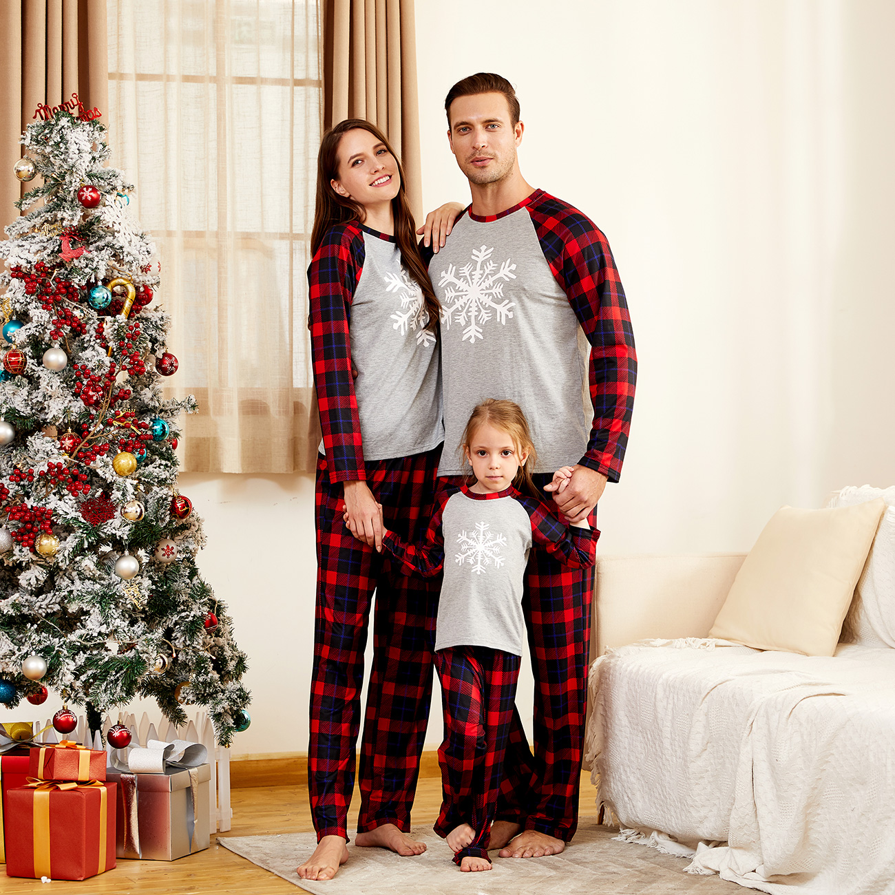 

Family Matching Snowflake Plaid Christmas Pajamas Sets (Flame Resistant)