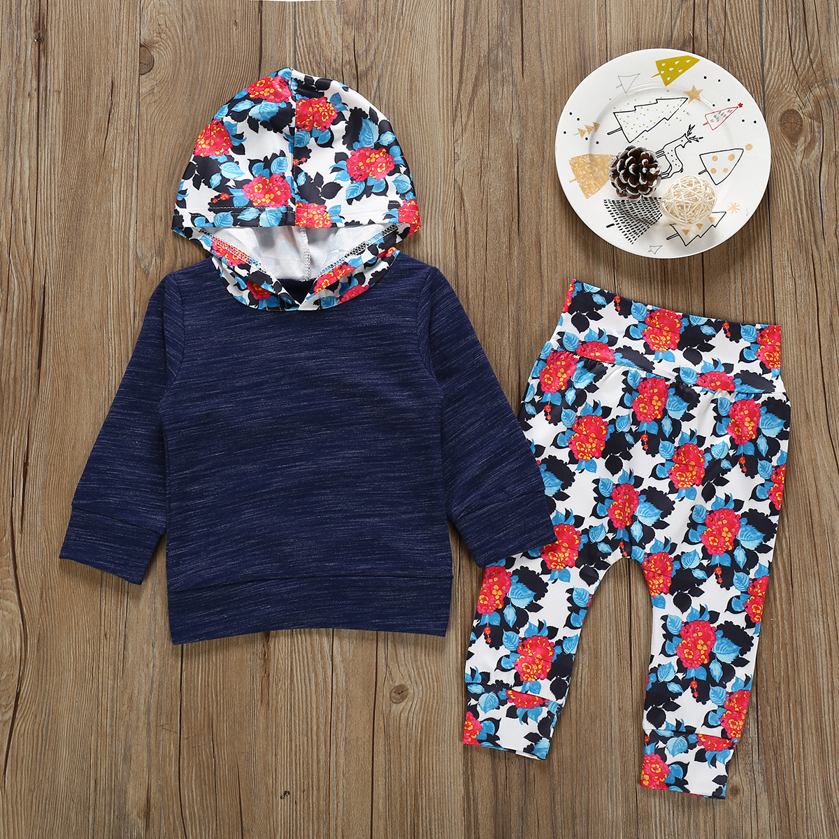 

Baby / Toddler Floral Hoodie and Pants Set