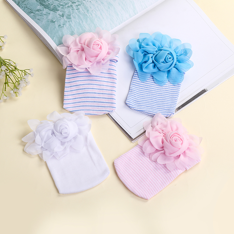 

2-piece Baby Striped Chinese Rose Newborn Hat Set