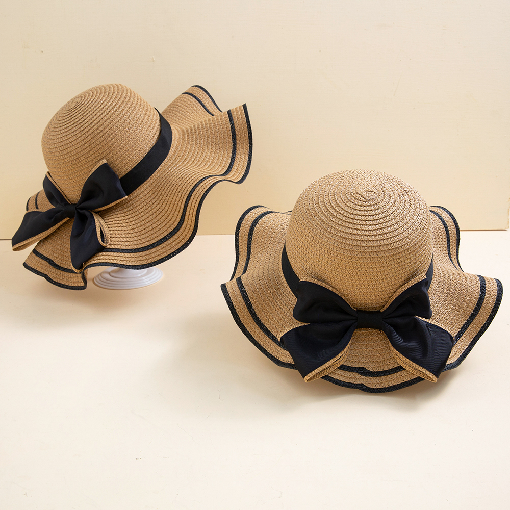 

Straw Wave Edge Bowknot Beach Hats for Mommy and Me