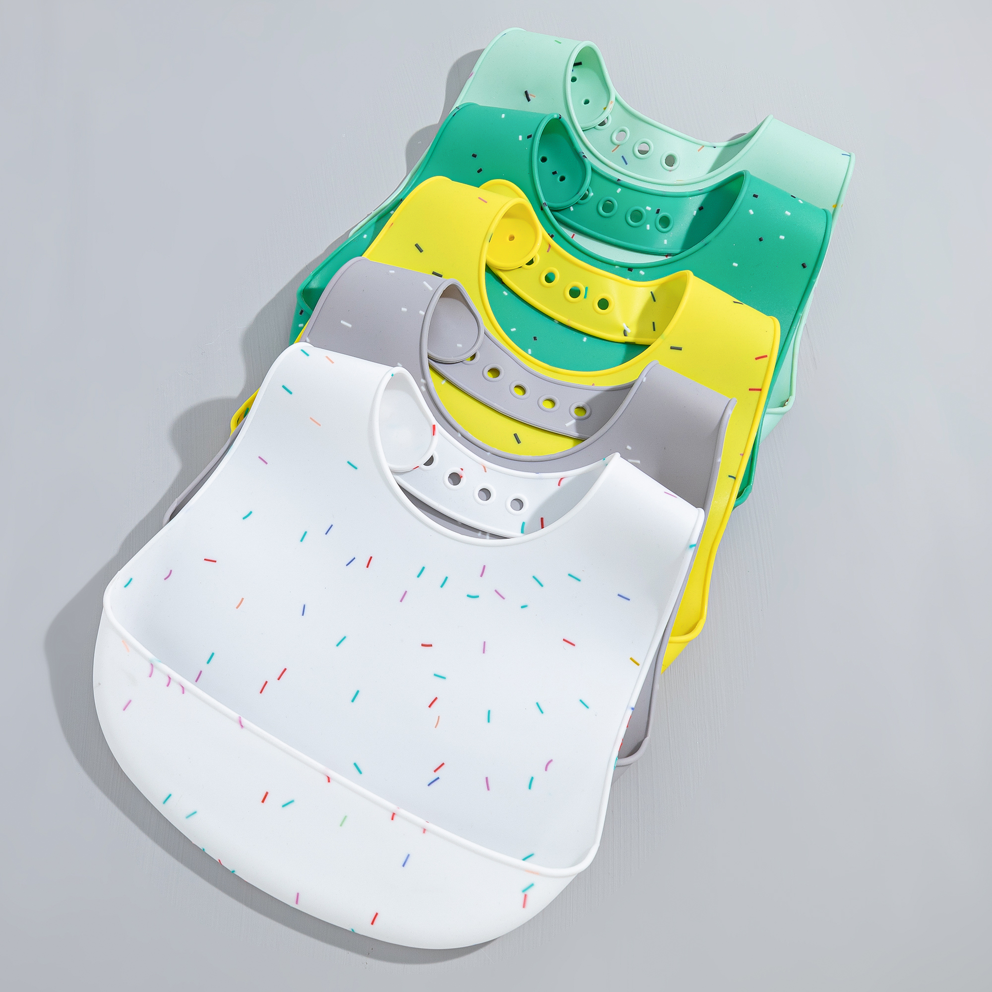 

Silicone Baby Bibs, Waterproof Durable Adjustable Silicone Bibs for Baby Toddler