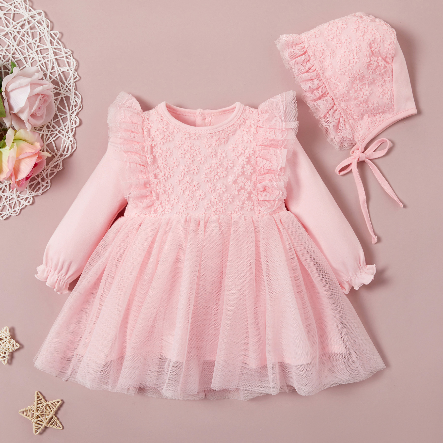 

Lace Flounced Long-sleeve Party Dress