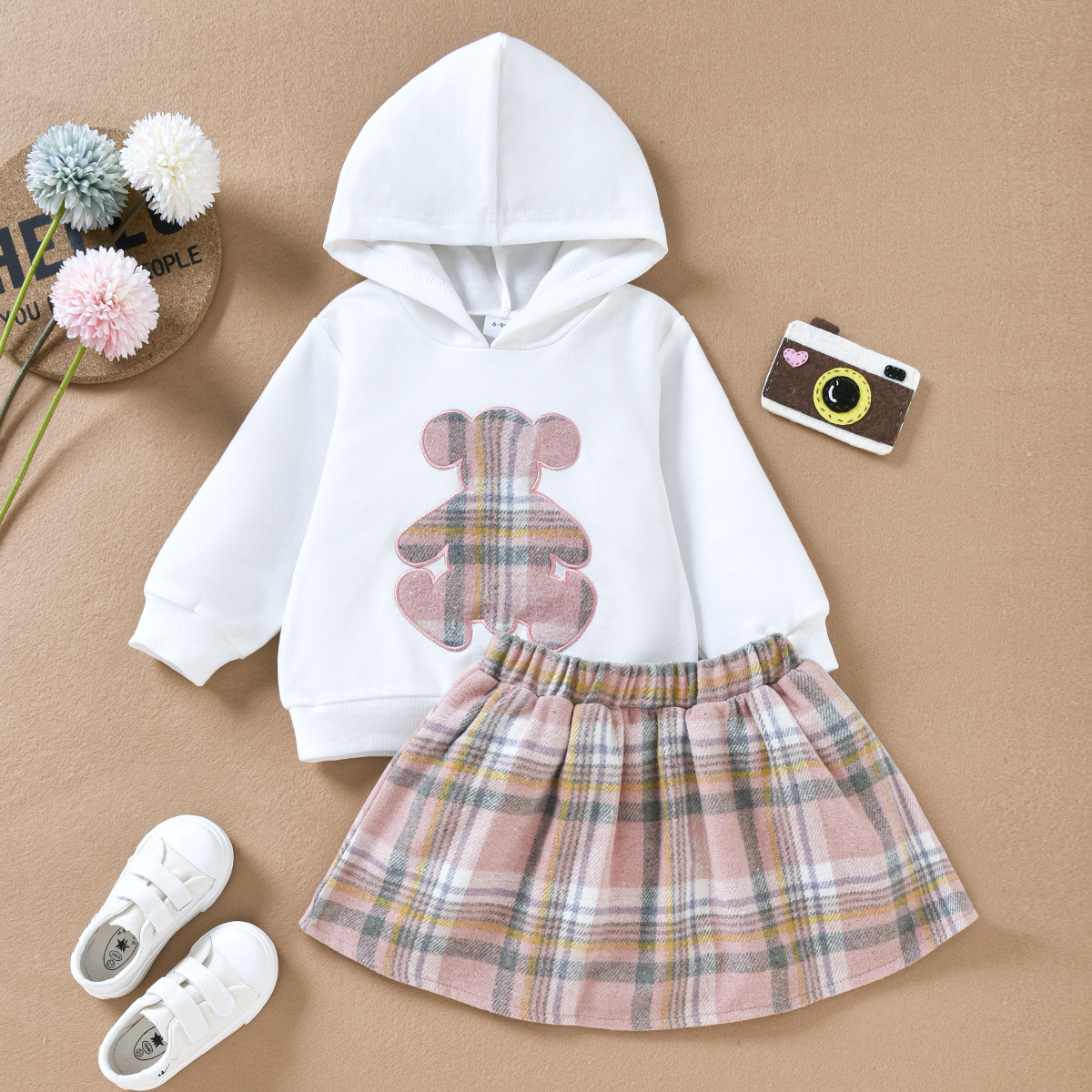 

2pcs Baby Girl Cartoon Bear Pattern Long-sleeve Hoodie and Plaid Skirt Set