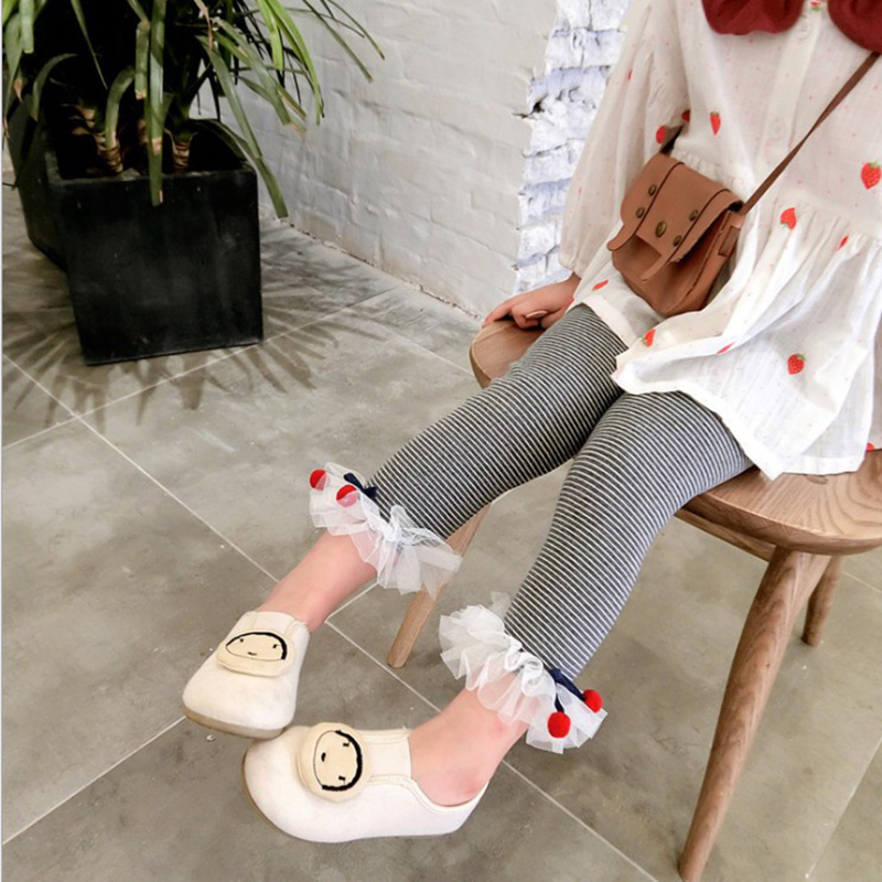 

Korean Fashionable Princess Stripe Leggings for Girl
