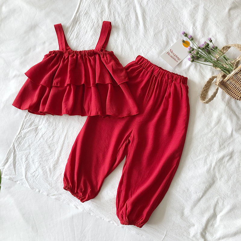 

Girl's Fashionable Polka dots Gallus Top and Pants Set