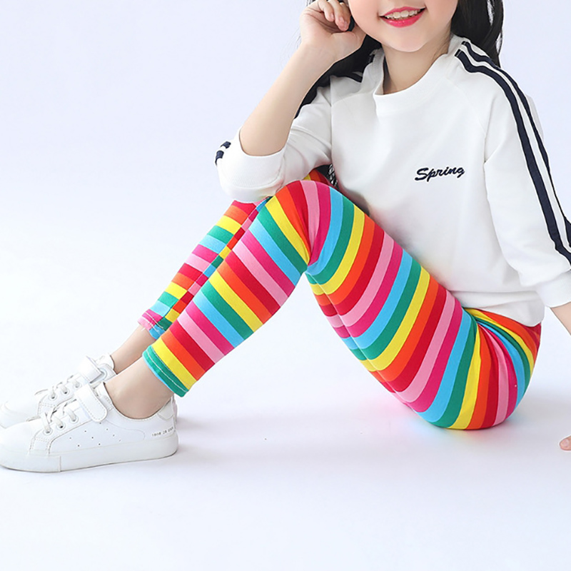 

Leggings às riscas coloridas modernos para menina