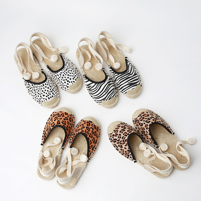 

Casual Strappy Flat Sandals