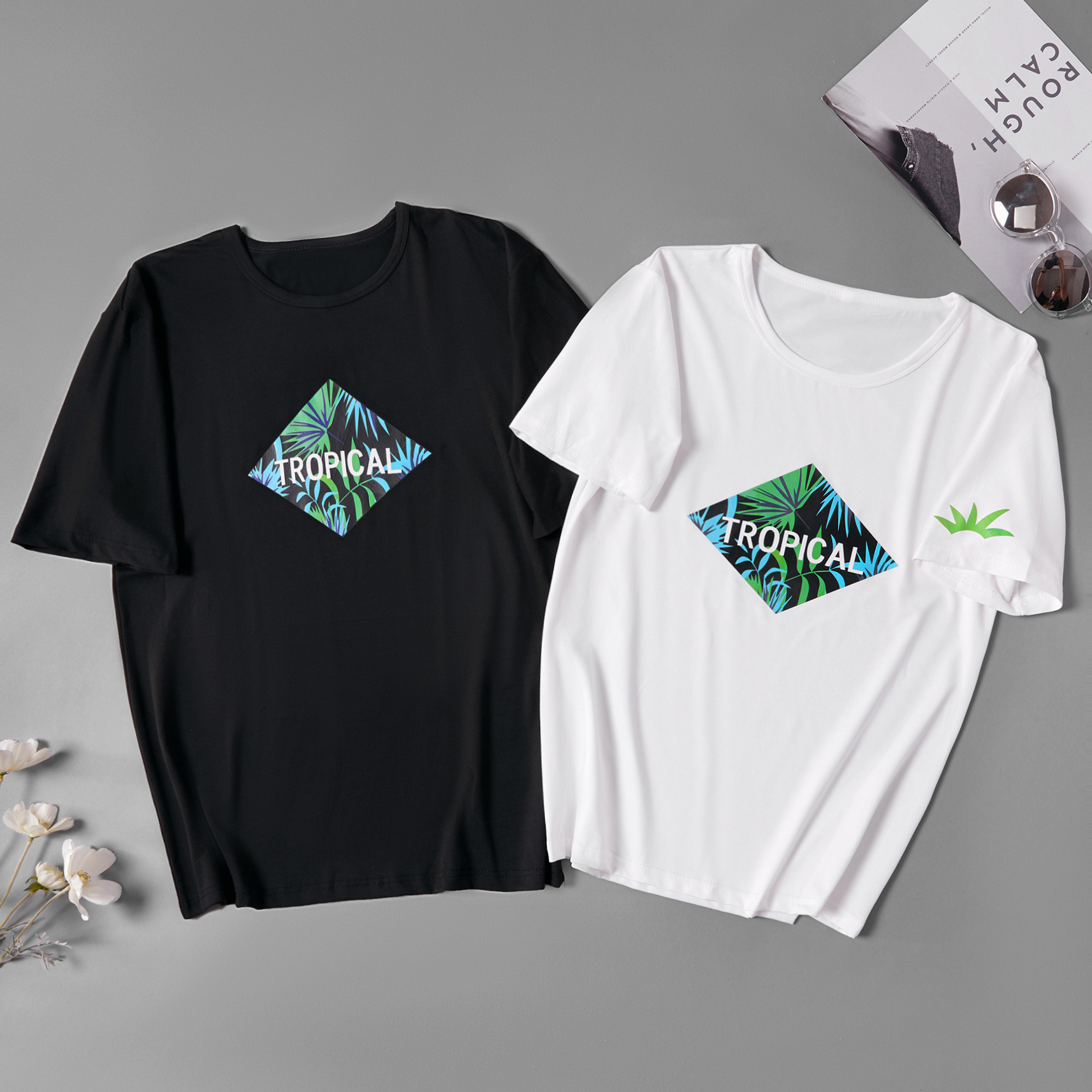 

Tropical Print Couple Basic Tee
