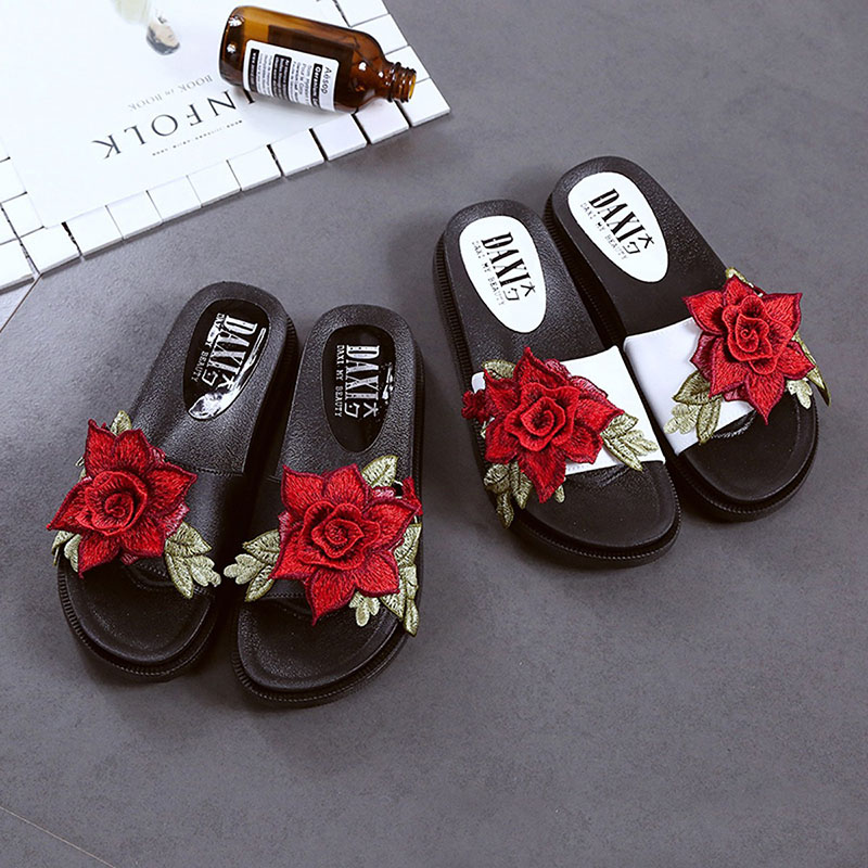 

Casual Rose Decor Slippers
