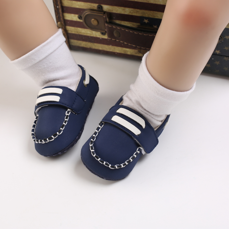

Baby Solid Velcro Closure Prewalker Shoes