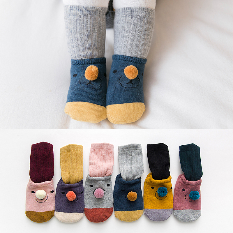 

2-piece Baby / Toddler Cartoon Pompon Colorblock Socks and Solid Middle Stockings Set