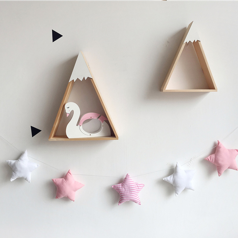 

Concise Striped Stars Baby Room Decor