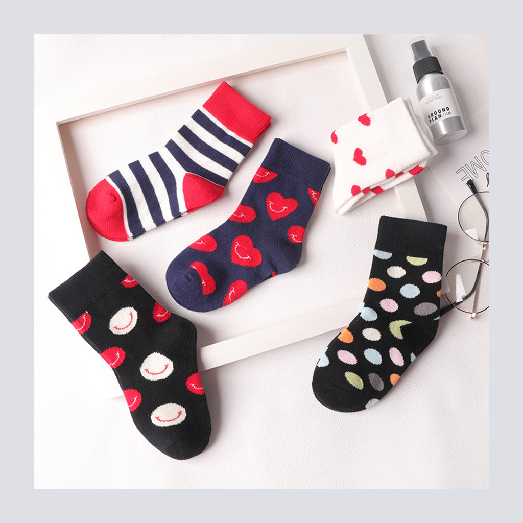 

5-pair Baby / Toddler Girl Sweet Cartoon Allover Middle Stockings