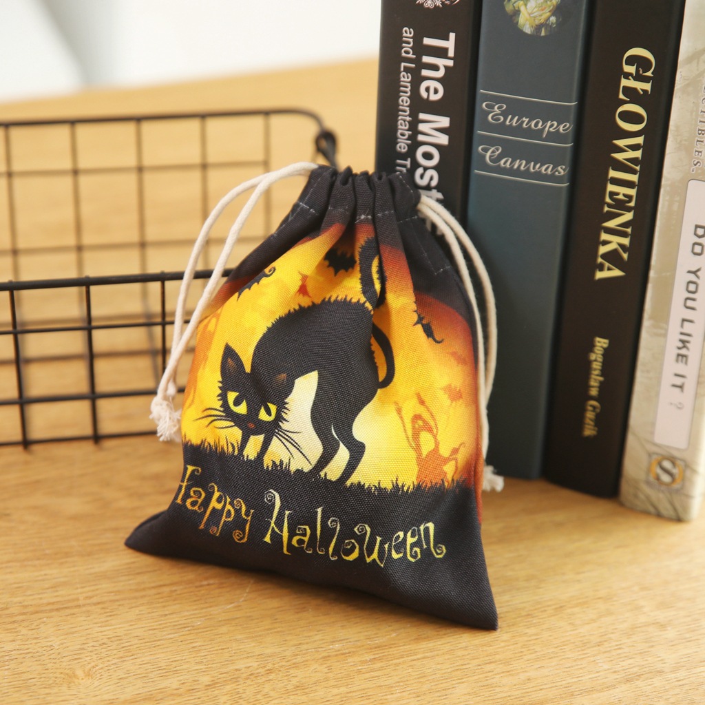 

Halloween Pumpkin Black Cat Drawstring Candy Bag Decor