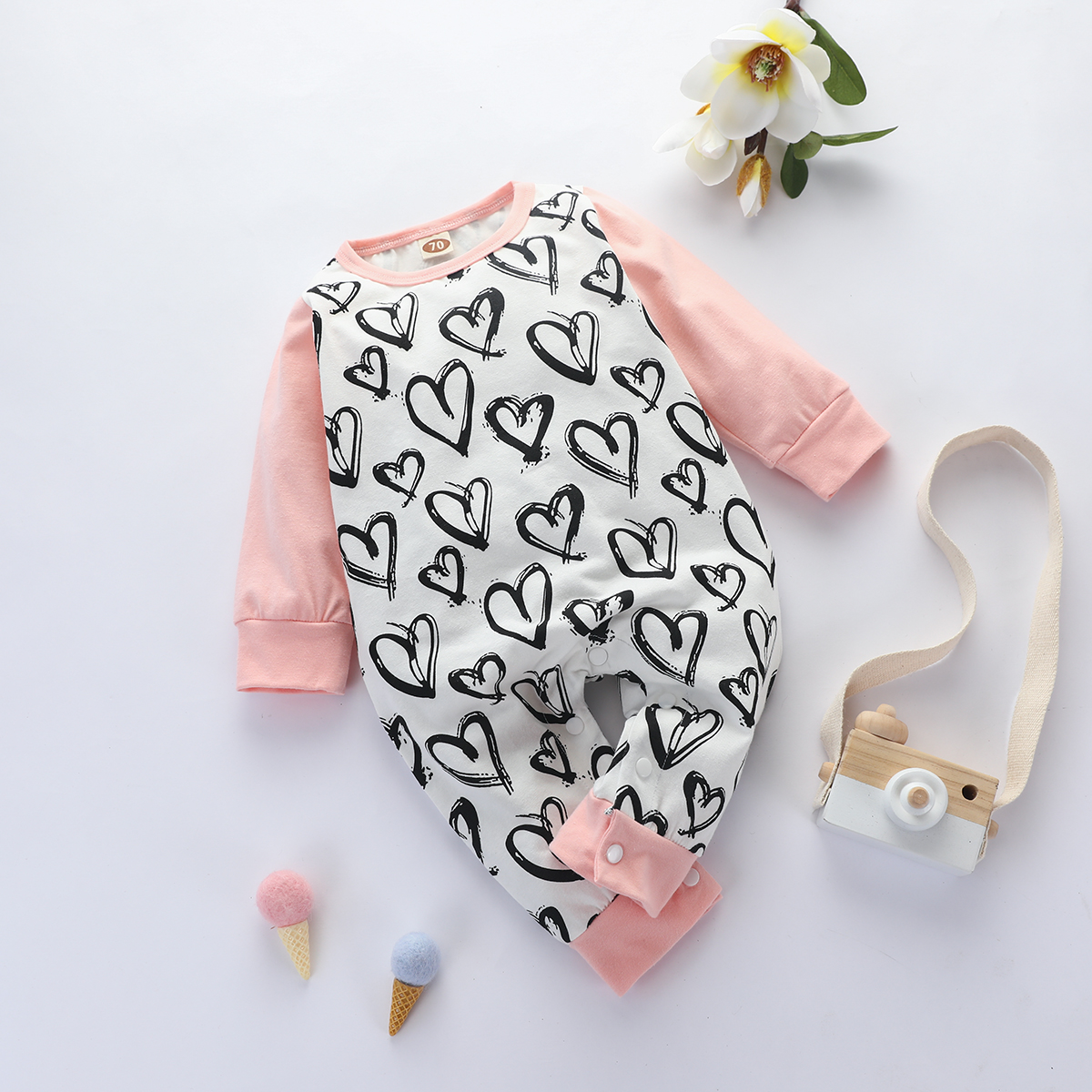 

Heart Allover Long-sleeve Pink Baby Jumpsuit