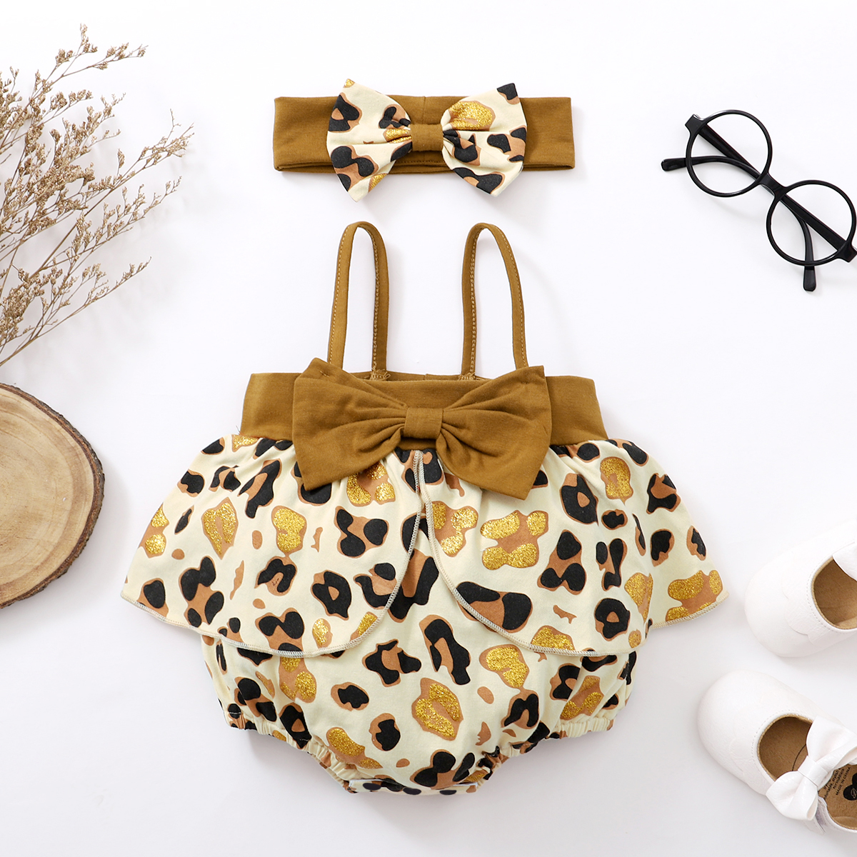 

2pcs Leopard Print Baby Sling Romper Set