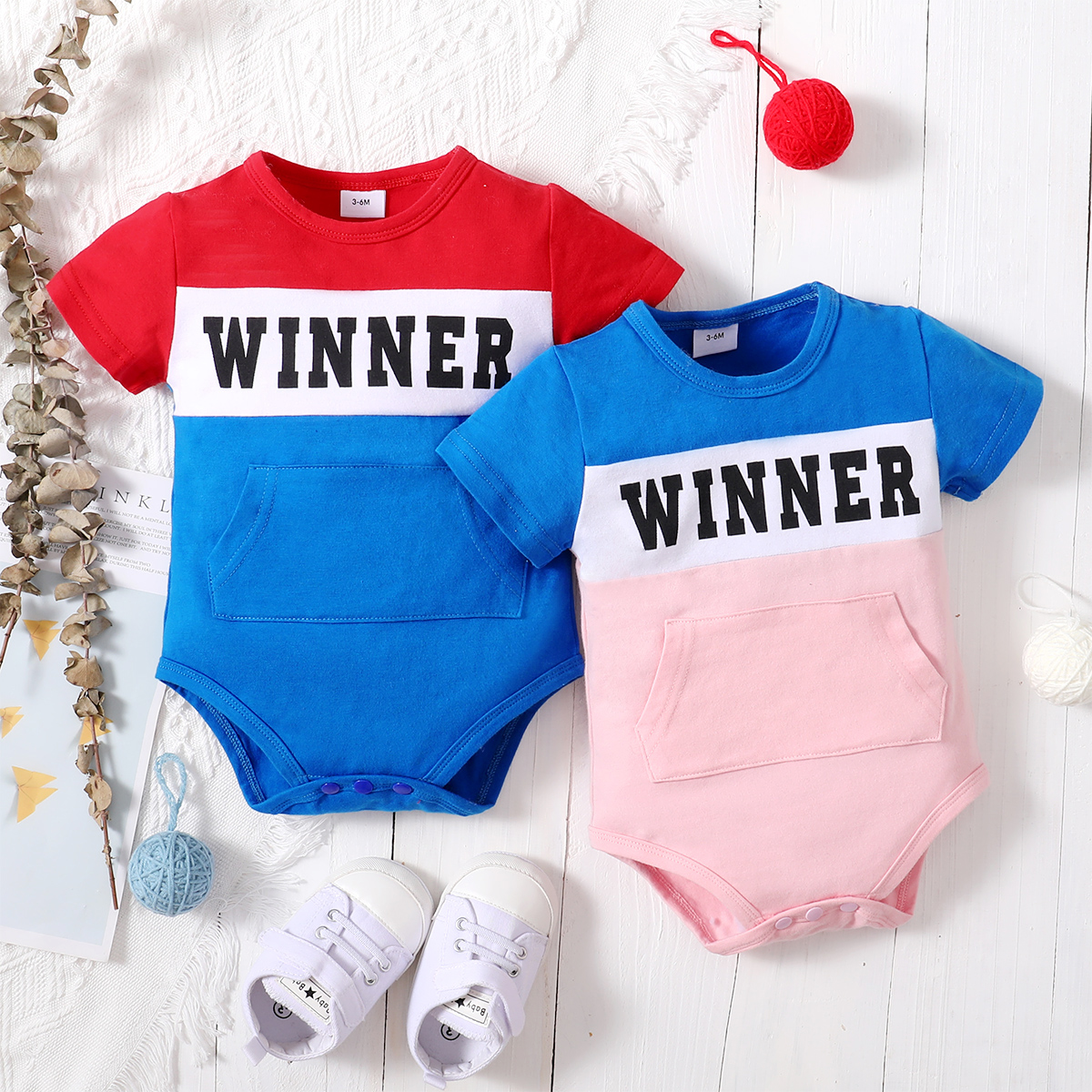 

Letter Print Color Block Short-sleeve Baby Romper