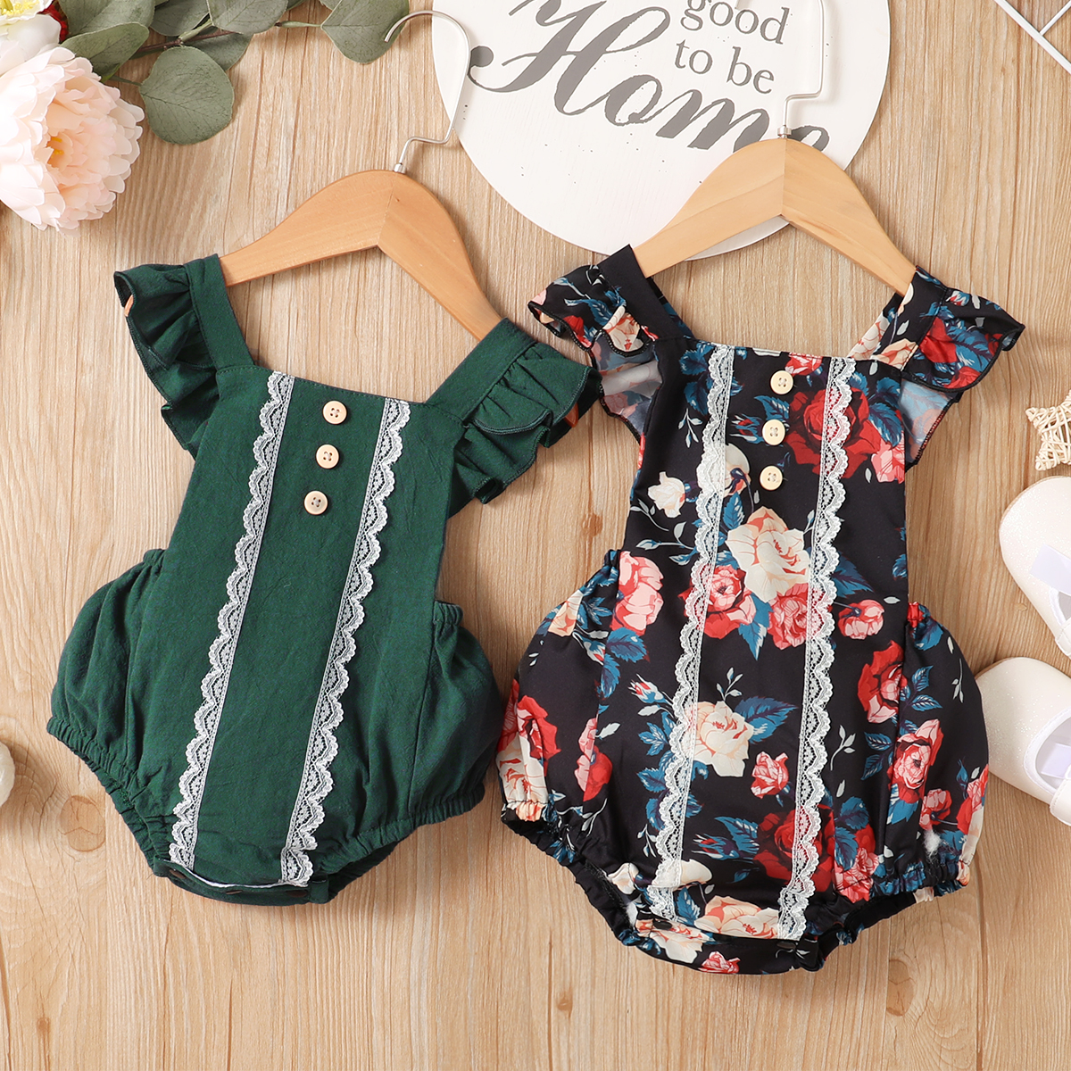 

Solid or Floral Print Lace Decor Flutter-sleeve Baby Romper